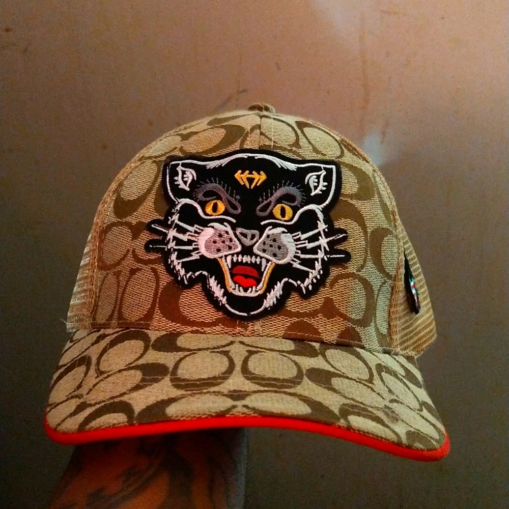 Want a different hat/ snapback